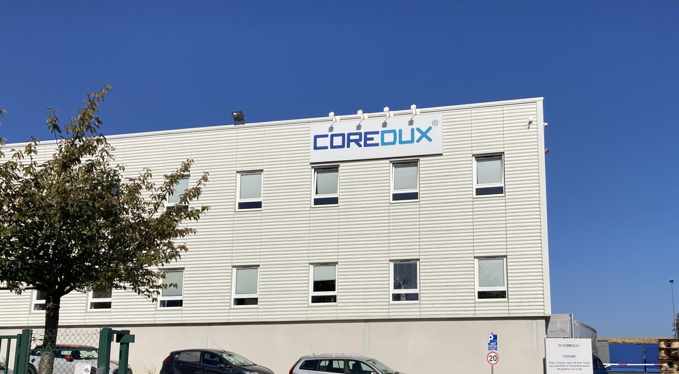 location CoreDux France S.A.S.